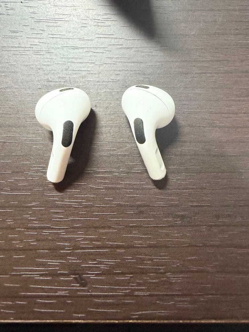 AirPods Pro (第2世代) 本体　Lightning版