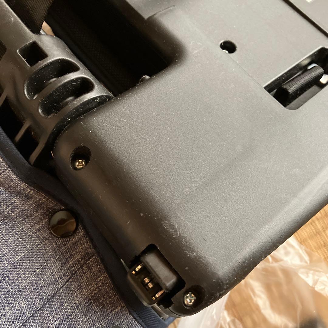 期間限定値下げ　ジュニアシート　チャイルドシート　コンパクト　トラベルベスト