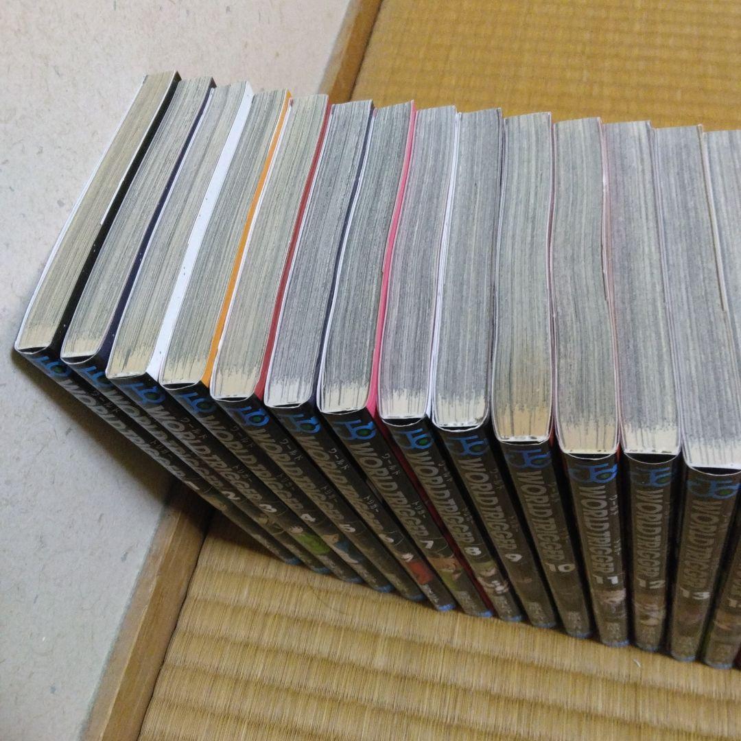ワールドトリガー 全巻セット　1-29巻　オフィシャルデータブック付き