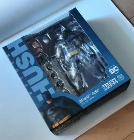 新品 MAFEX マフェックス No.105 BATMAN HUSH 160mm