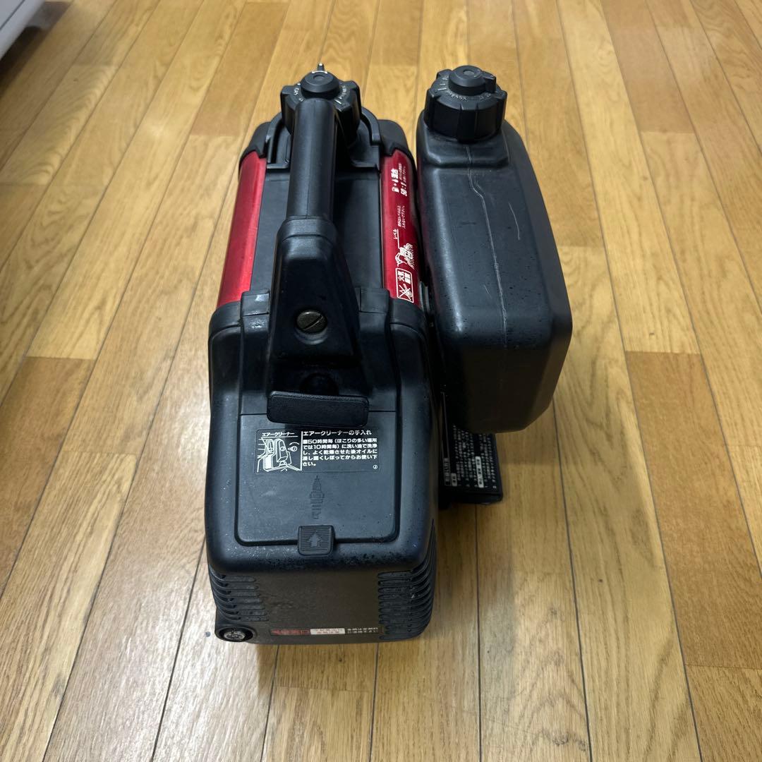 ホンダ　インバーター発電機　EX300 サブタンク　カバー付き