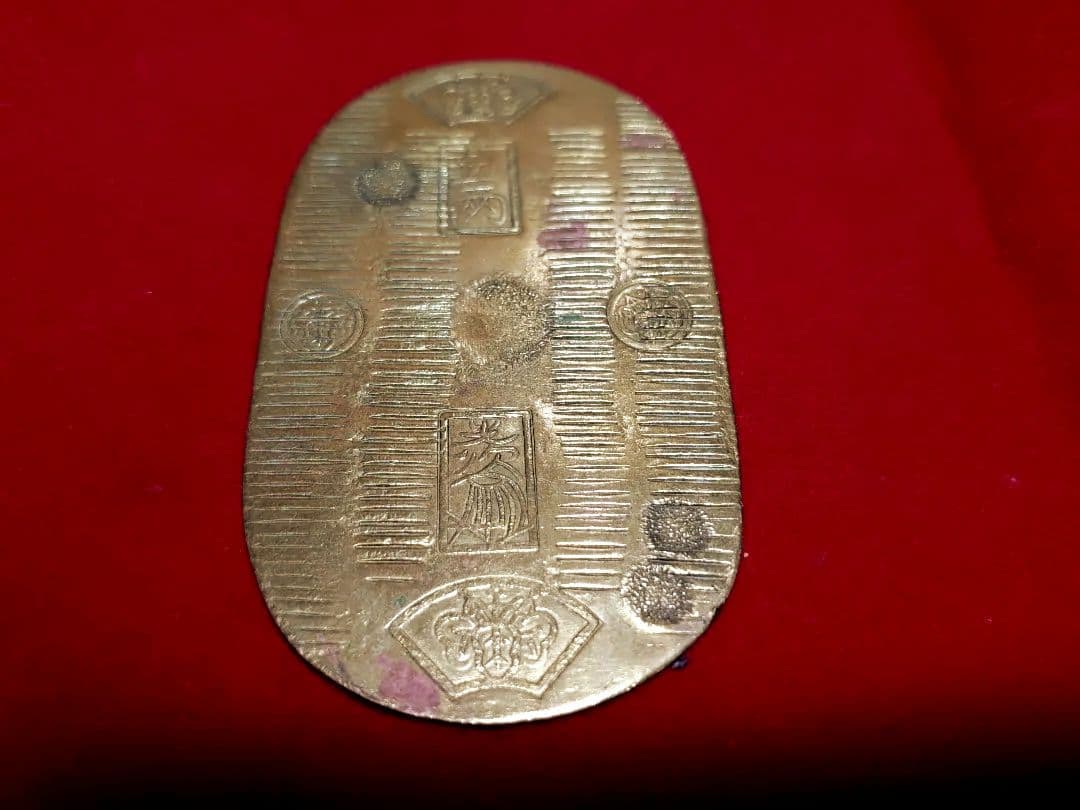 天保五両判金(大吉)縦幅89mm横幅51mm重さ27,4ｇ厚さ1mm美品