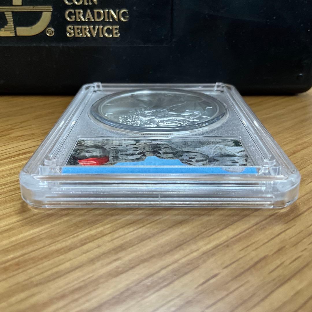 【新品】イーグル銀貨 ラシュモア山 トランプ大統領 2020 PCGS MS70