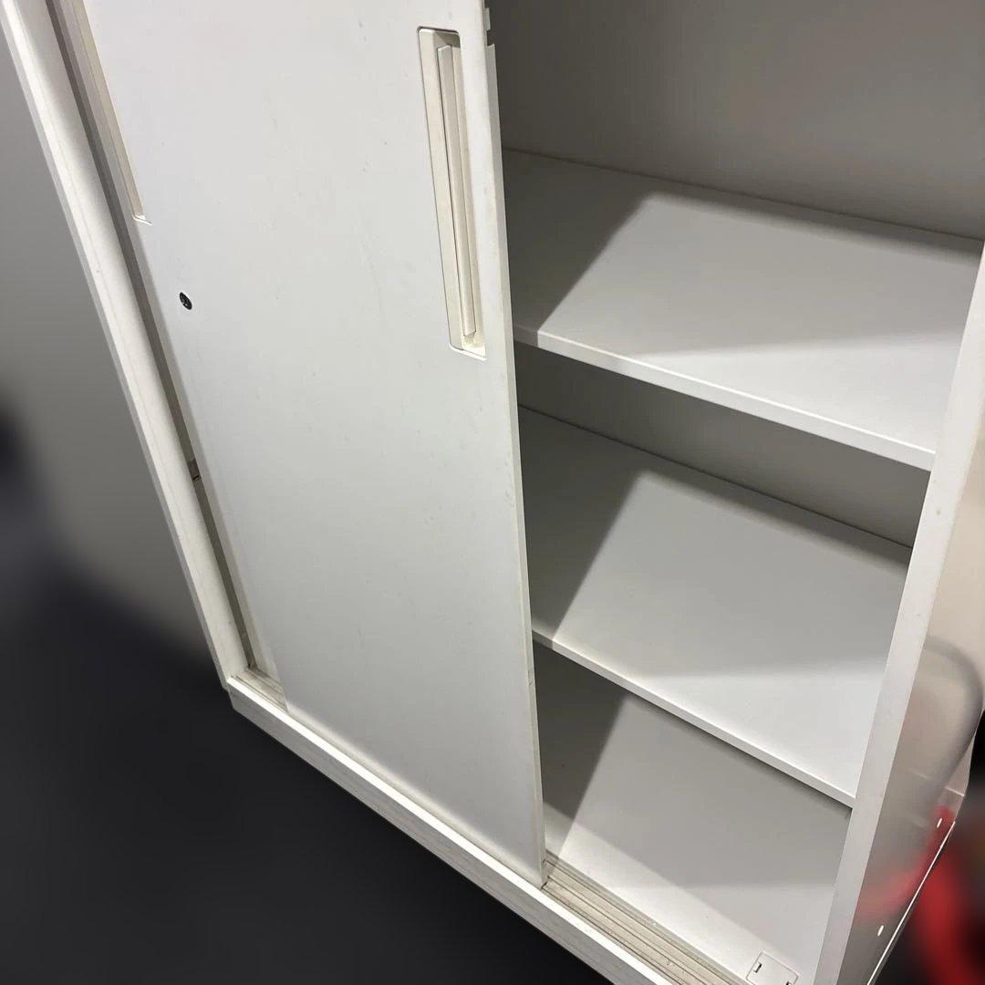 ホワイトスライド式キャビネット(スチール製)