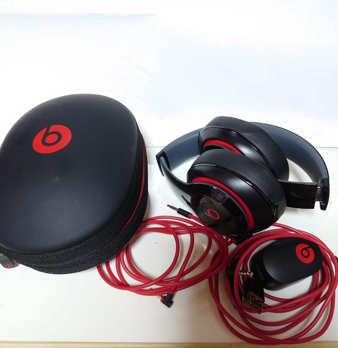 ヘッドホン Beats by Dr.Dre Studio