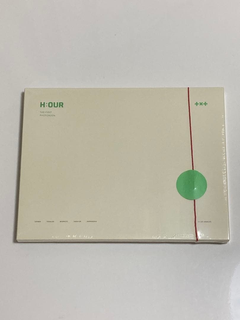 TXT THE FIRST PHOTOBOOK フォトブック　H:OUR
