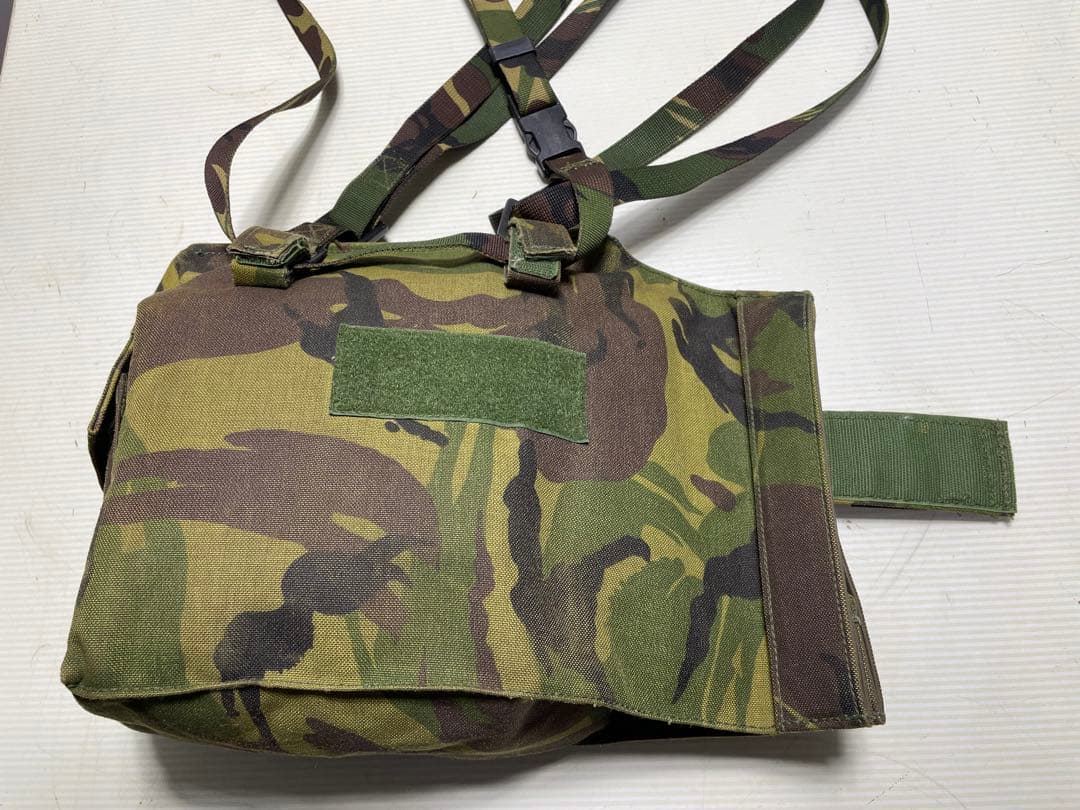 ミリタリー 米軍 迷彩 カモフラ オランダ製 ガスマスク ヴィンテージ 希少品