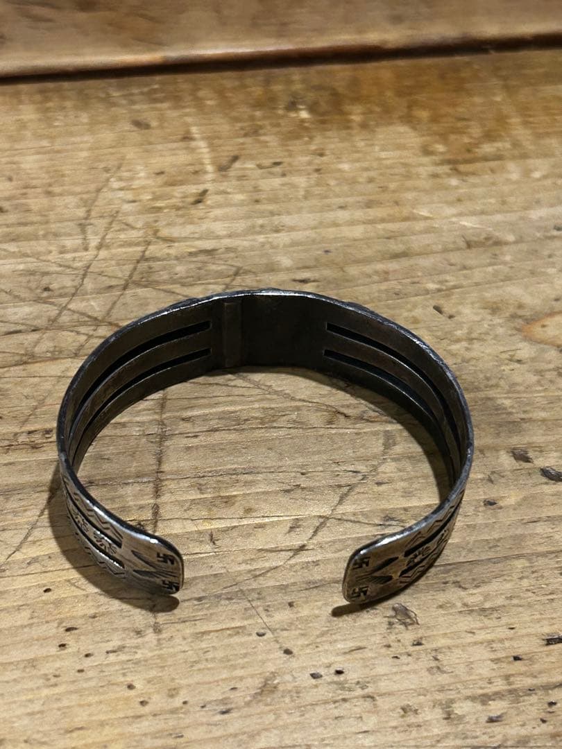 ビンテージ　ナバホ　スワスティカ　卍　バングル