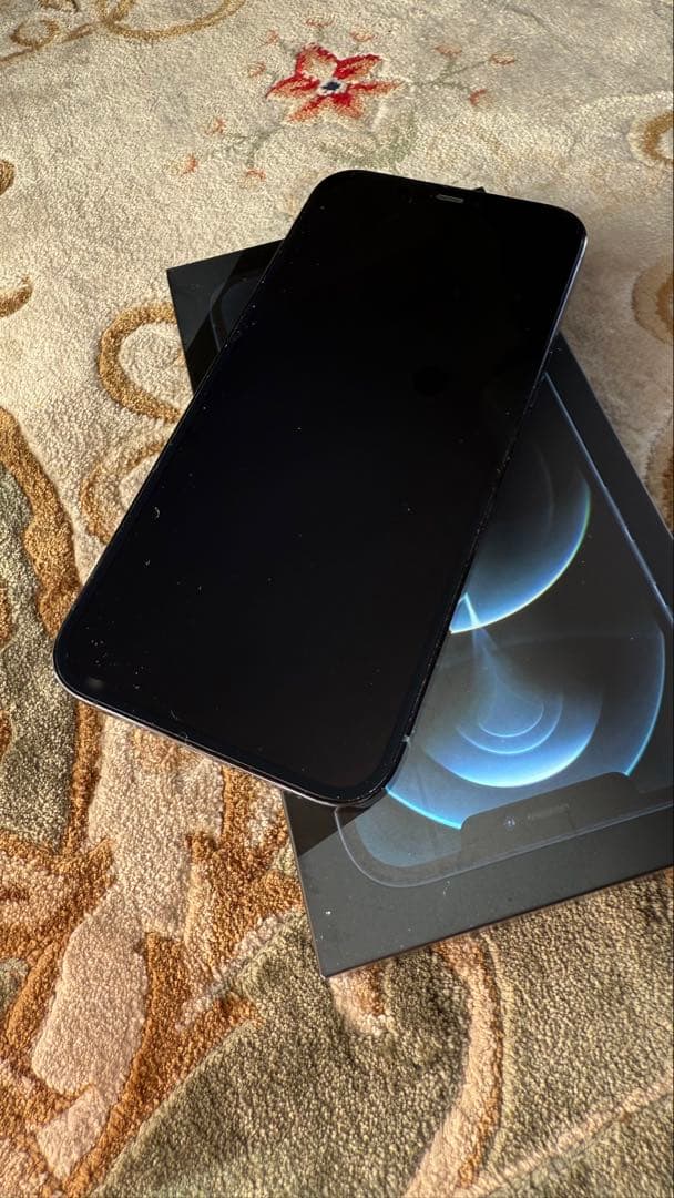 iPhone 12 Pro Max 512GB SIMフリー