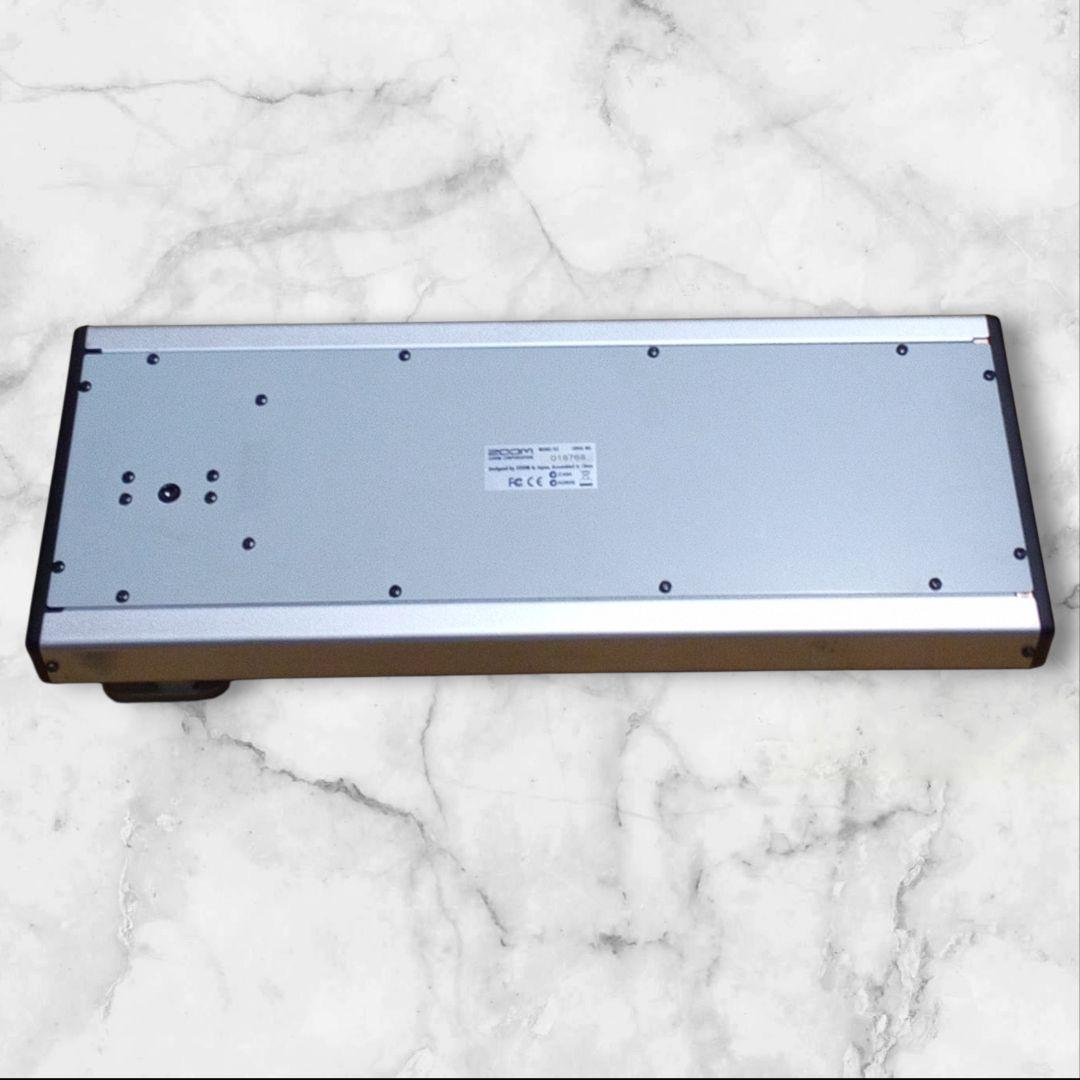 ZOOM G5 ギターエフェクター　シルバー　マルチエフェクター