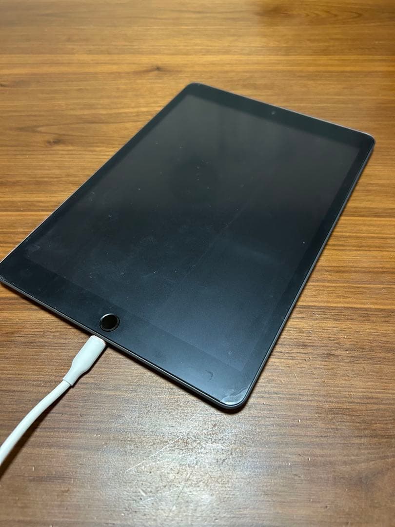 【iPad第7世代】アップルペンシル・ケース付き｜値下げしました