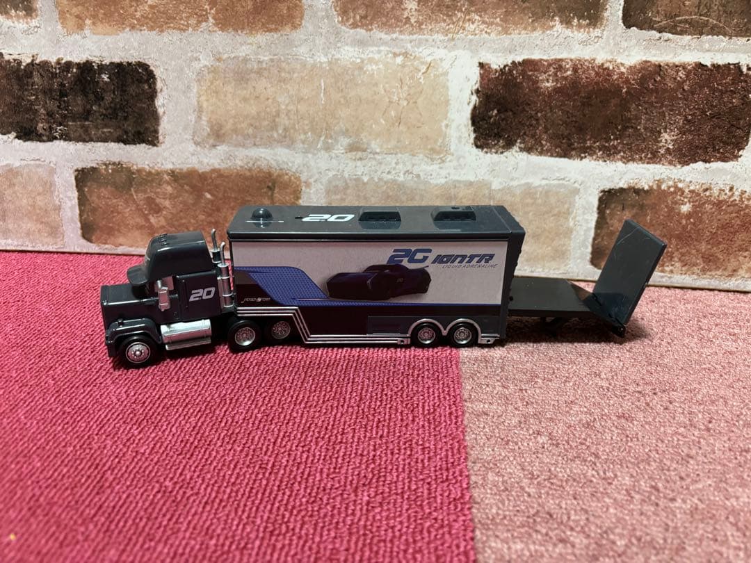 【新品】 カーズ　マックトラック トレーラー 11台セット 限定出品