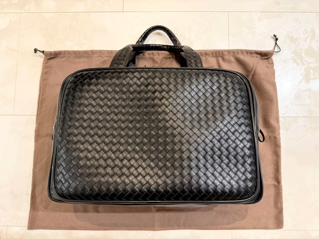 ◻️BOTTEGA VENETA◻️ボッテガヴェネタ◻️イントレチャート黒／希少大◻️