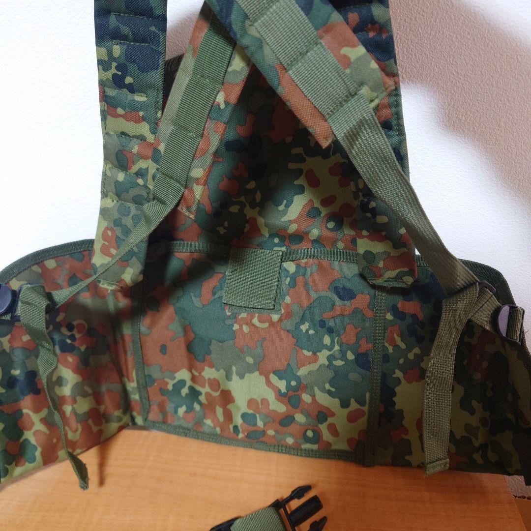 MIL-TEC SAAVアサルトベスト フレクター迷彩　P83型アサルトベスト