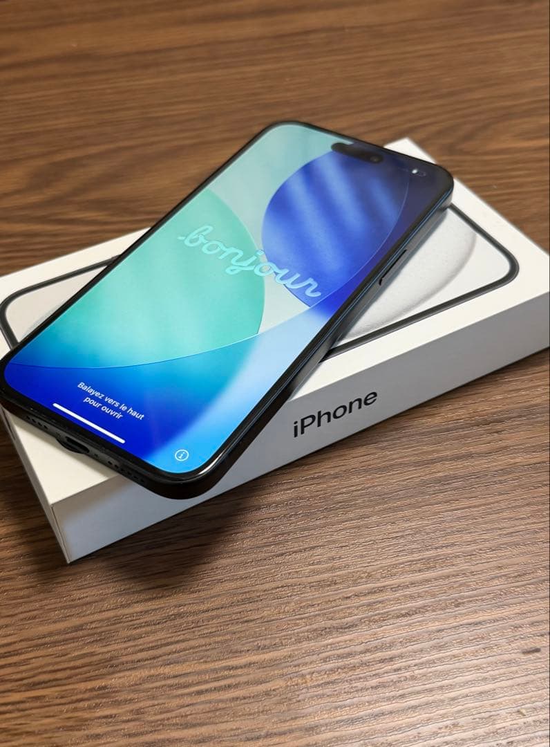 Apple iPhone 15 plus 256GB ブラック 本体