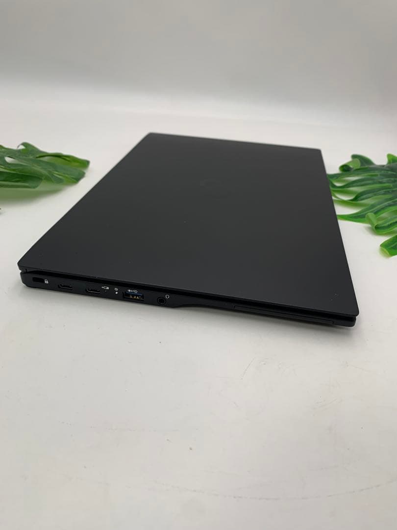 富士通 LIFEBOOK i7-1370P 8GB SSD512