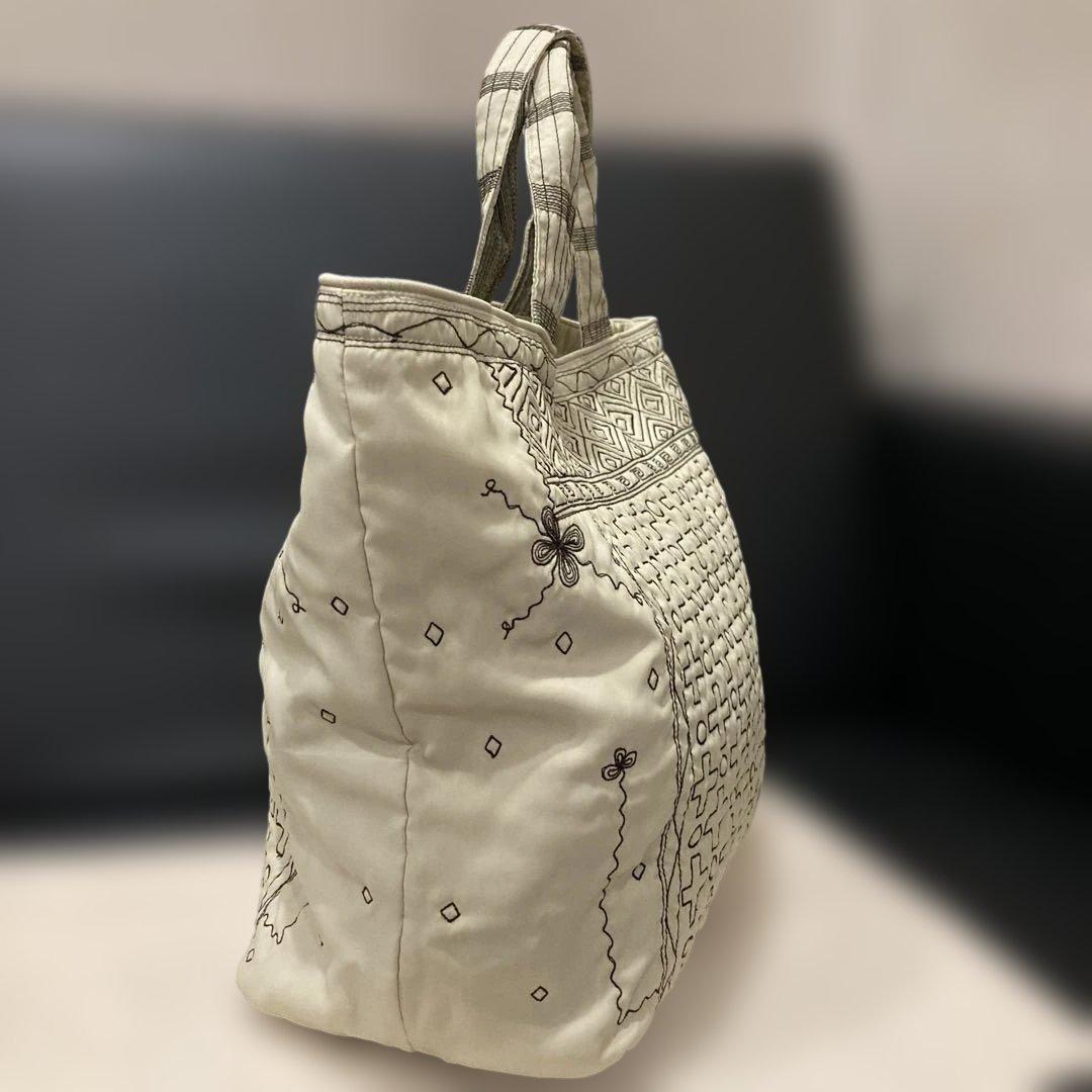 未使用に近い　刺繍　Tamasha タマシャ　TAMASHA イッセイミヤケ