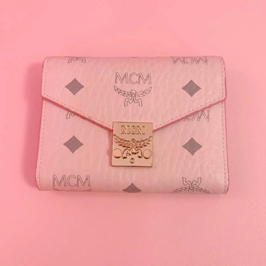 MCM ピンクレザー 三つ折り財布