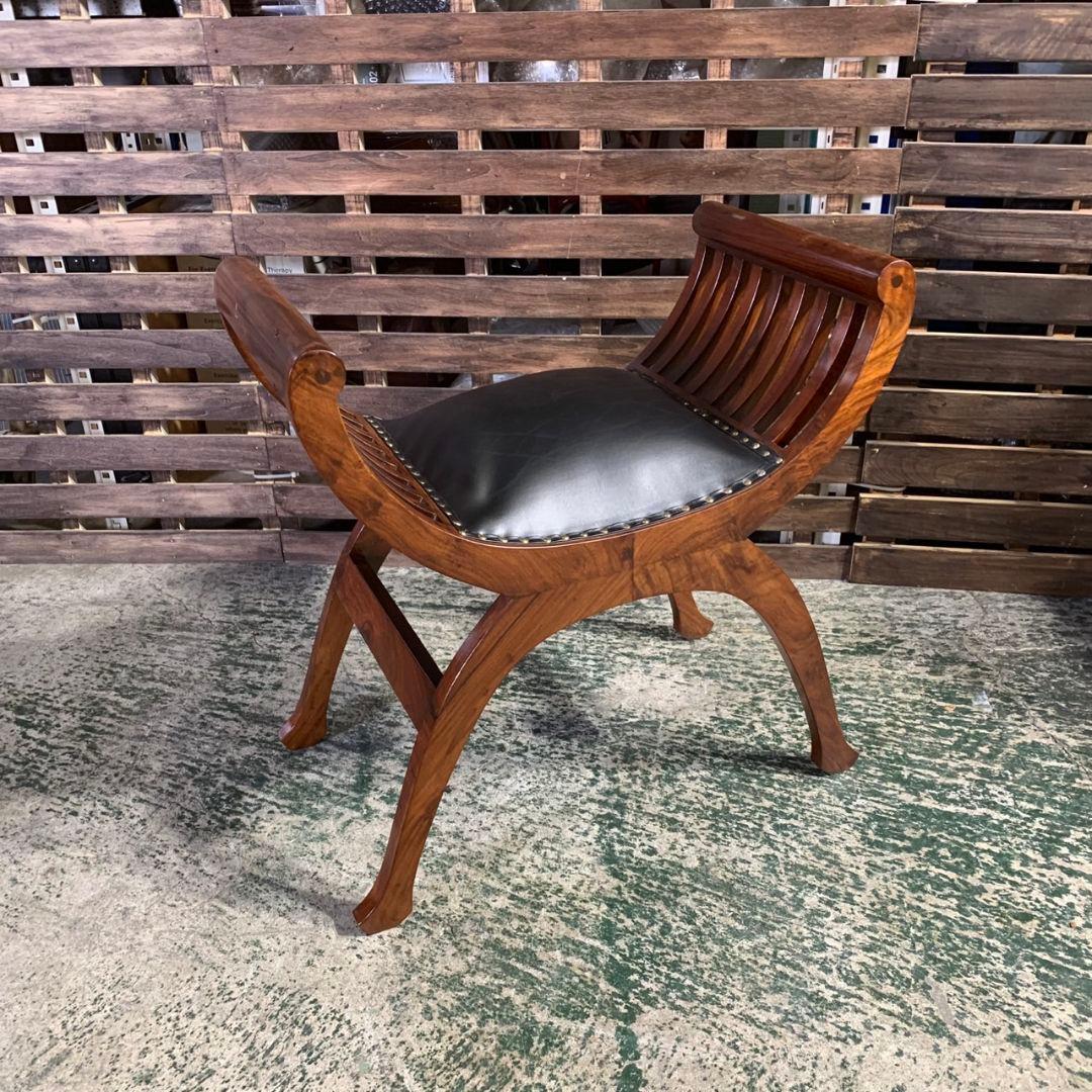 J154 木製スツール 本革シート 鋲打ち