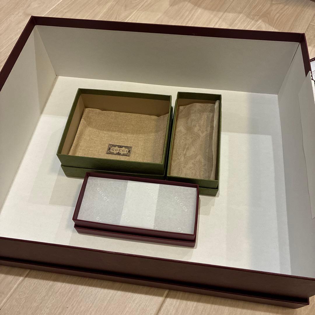 GUCCI グッチ 空箱 ショッパー ショップ袋 リボン ハンガー ギフト