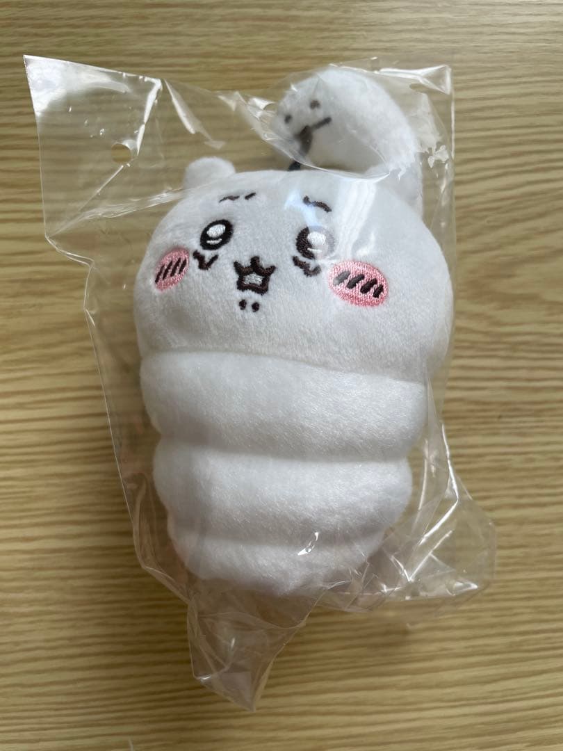 【「ちいかわ ハッピーバッグ2025（巳年）】やさしいヘビマスコット