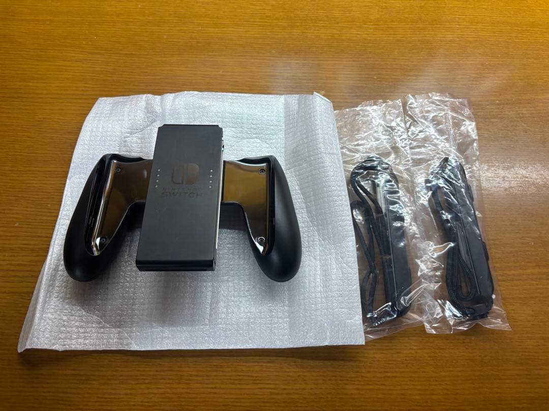 Nintendo Switch ネオンブルー・レッド 周辺機器有り