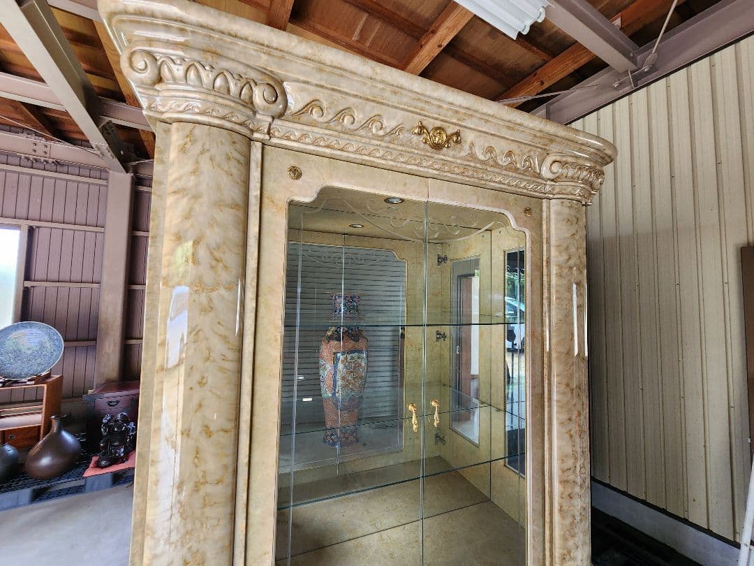 イタリア製　ヴェルサーチ大型ガラスキャビネット　アンティークヴィンテージ