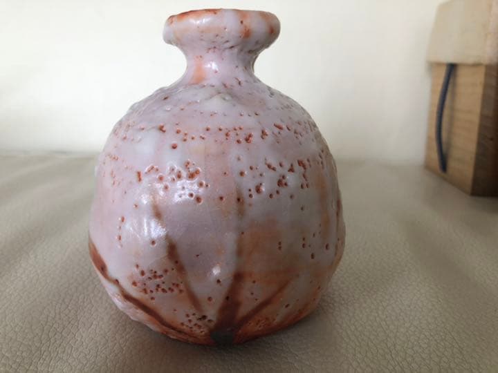 表情豊か！！林正太郎　絵志野徳利