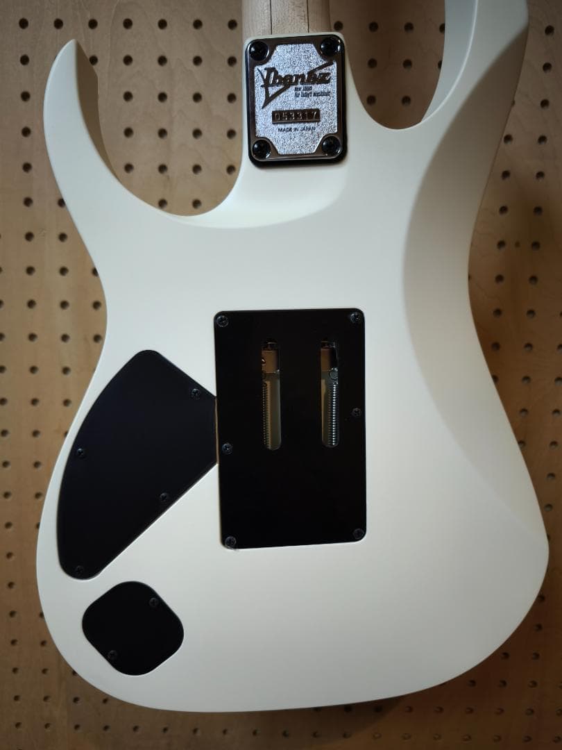 ☆彡Ibanez（アイバニーズ）　RG6HSHMTR-WHF