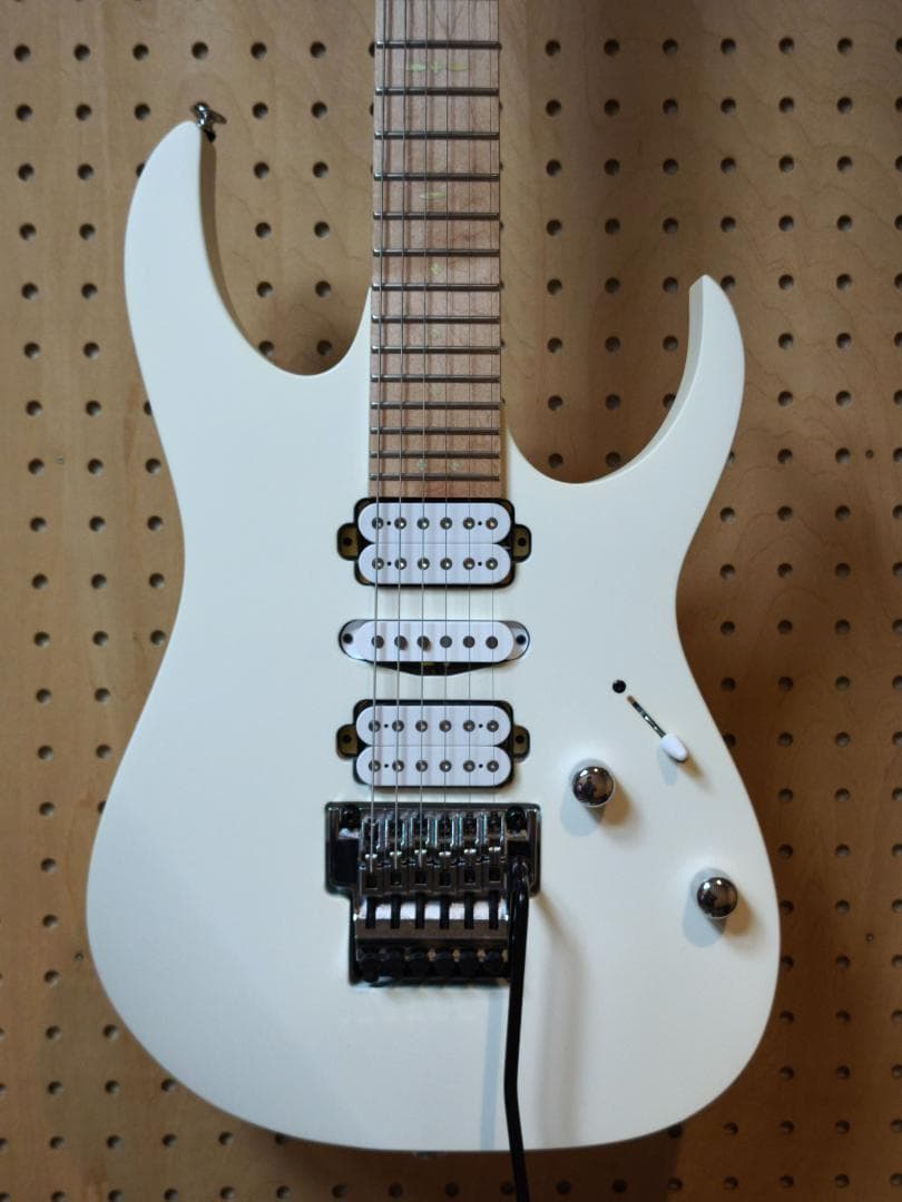 ☆彡Ibanez（アイバニーズ）　RG6HSHMTR-WHF