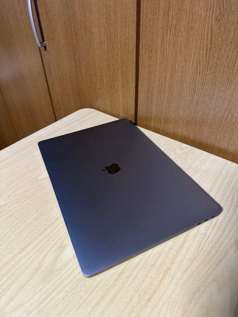 美品 MacBook Pro 16インチ i9 32/2TB CAD/REVIT