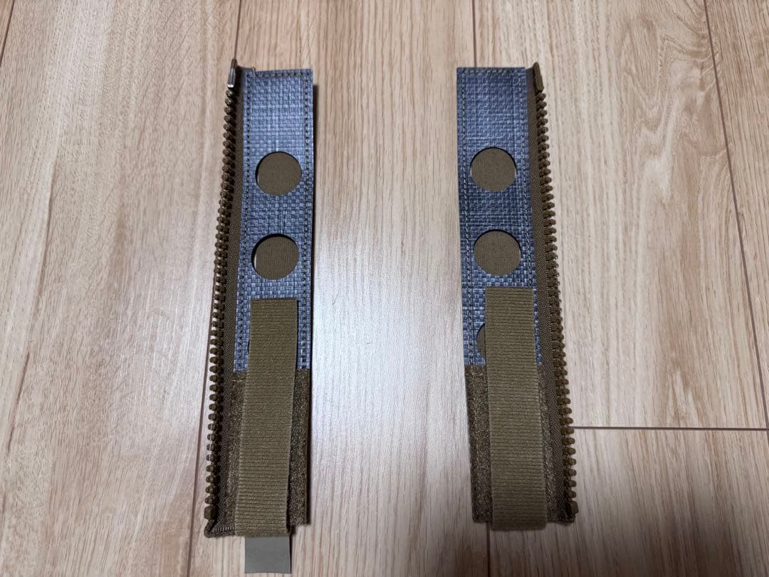 実物 FERRO CONCEPTS MOLLE Zipper Kit