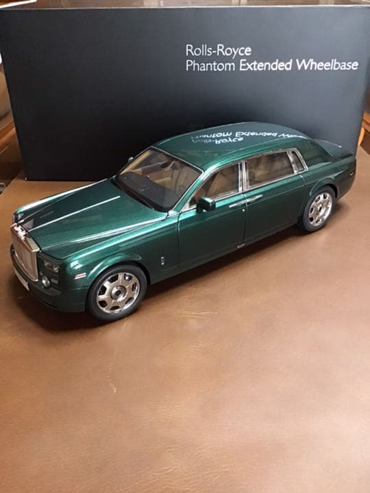 ペニンシュラ東京　1/18 ロールス・ロイス ファントム EWB