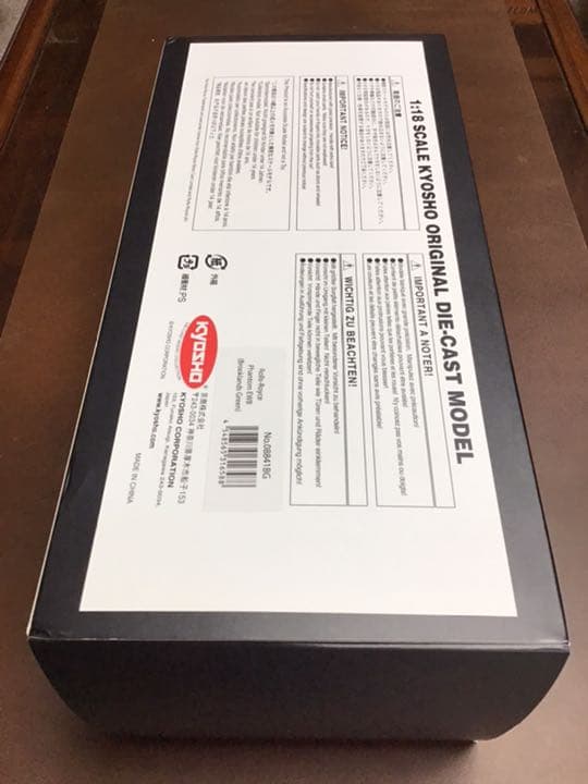 ペニンシュラ東京　1/18 ロールス・ロイス ファントム EWB