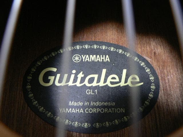 YAMAHA ギタレレ・GL1 ・アコースティックギター ・美品・送料込！
