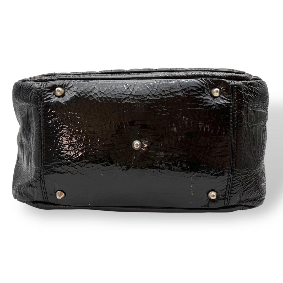 クロエ chloe ハンドバッグ 腕掛け パテントレザー 黒 ブラック ロゴ