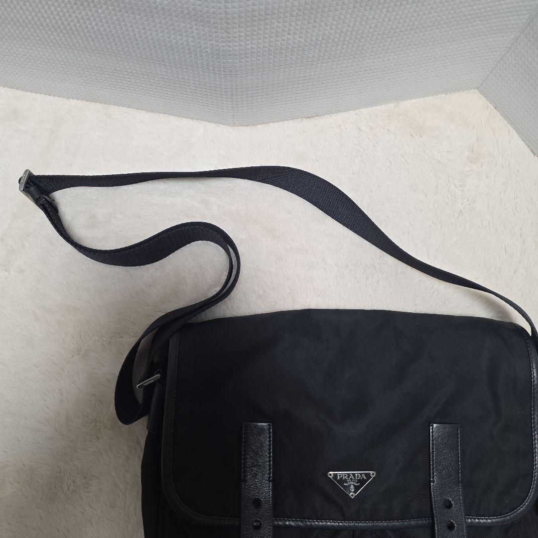 【良品✨】PRADA プラダ　ショルダーバッグ　メッセンジャーバッグ　ナイロン
