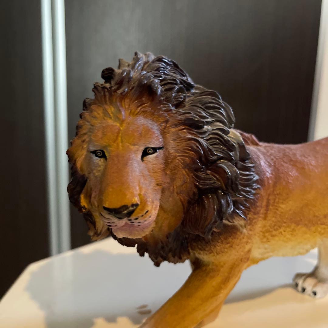 リアルライオンフィギュア 約20cm