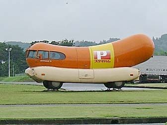 レトロ！フロッピー付き♪ホットウィール　ウィンナーモービル　オスカーマイヤー