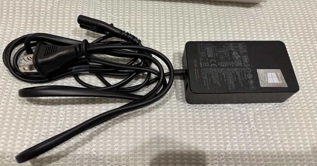 Windowsタブレット本体 Microsoft Surface Pro 7+ 128GB 8GB RAM