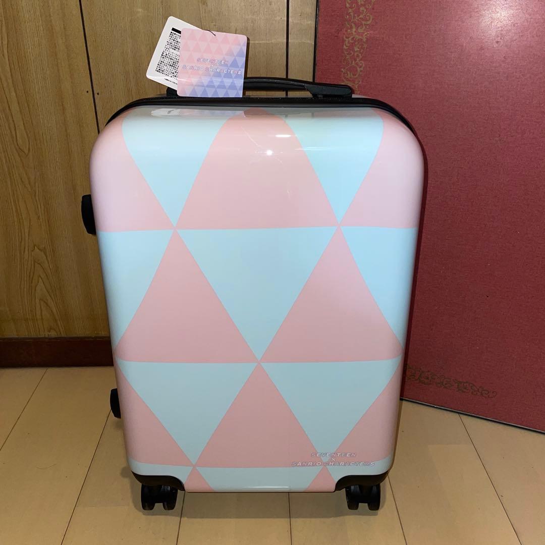 SEVENTEEN × サンリオキャラクターズ　キャリーケース　セブチ