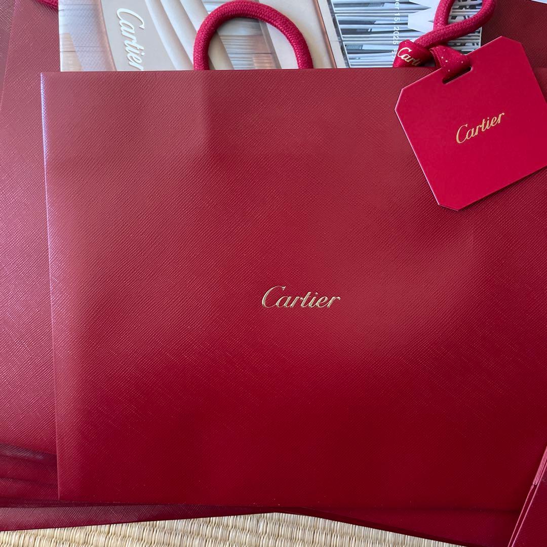 Cartier 赤いギフトバッグセット
