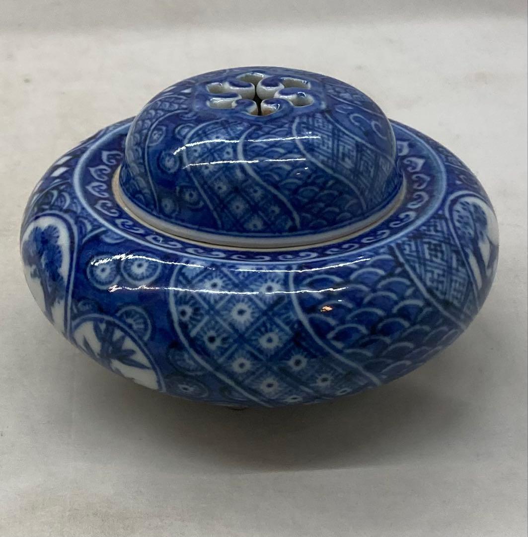 B504s「染付捻紋に松竹梅図 香炉」嶋田寿楽作　九谷焼　箱無　香道具