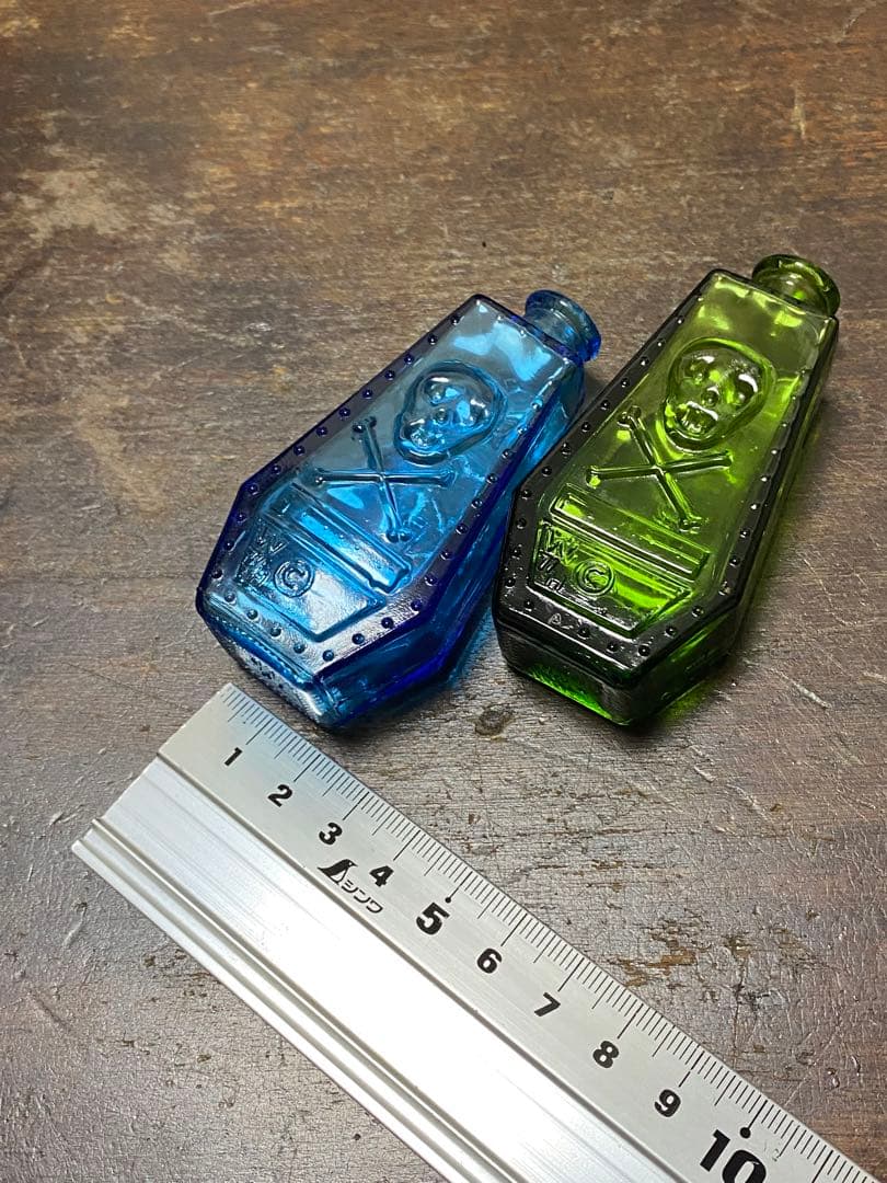 ビンテージ 骸骨デザイン ガラスボトル 2色セット