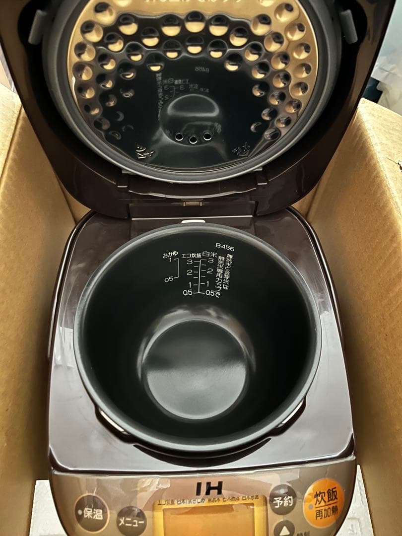 象印　IH炊飯ジャー　極め炊き　NP-GH05-XT 炊飯器