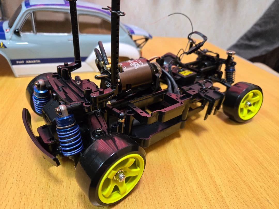 ミニドリ車　Tamiya M-05 RCカー ボディ付き メカ無し