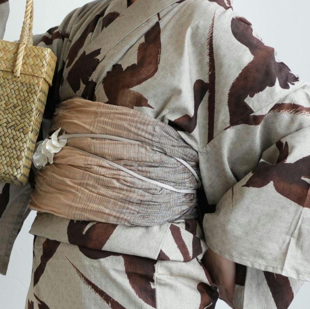 浴衣 ニコアンティーク 高級変わり織 浴衣3点セット 砂色に焦げ茶ぼかしの鵲