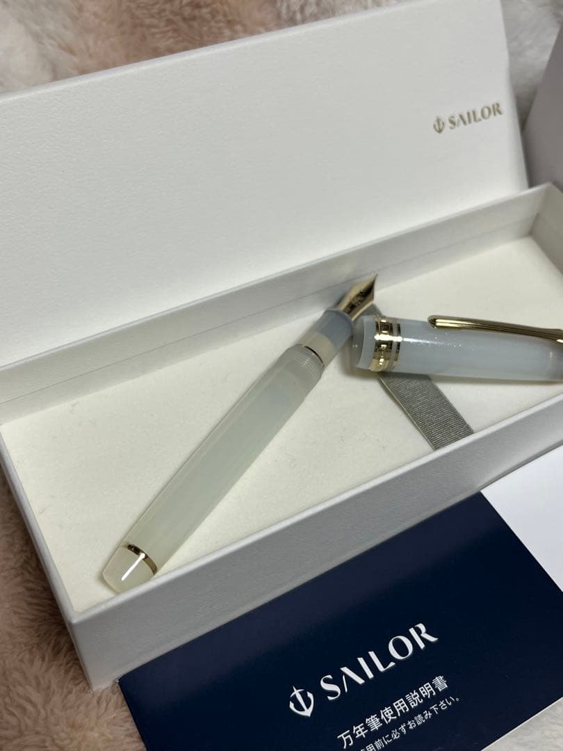 ☆限定品 新品 未使用 セーラー万年筆 URARAうらら ニブF 細字☆