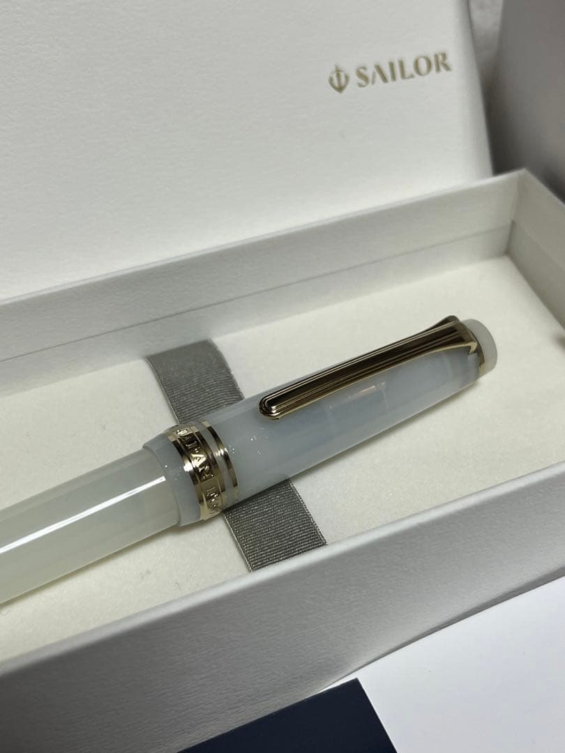 ☆限定品 新品 未使用 セーラー万年筆 URARAうらら ニブF 細字☆