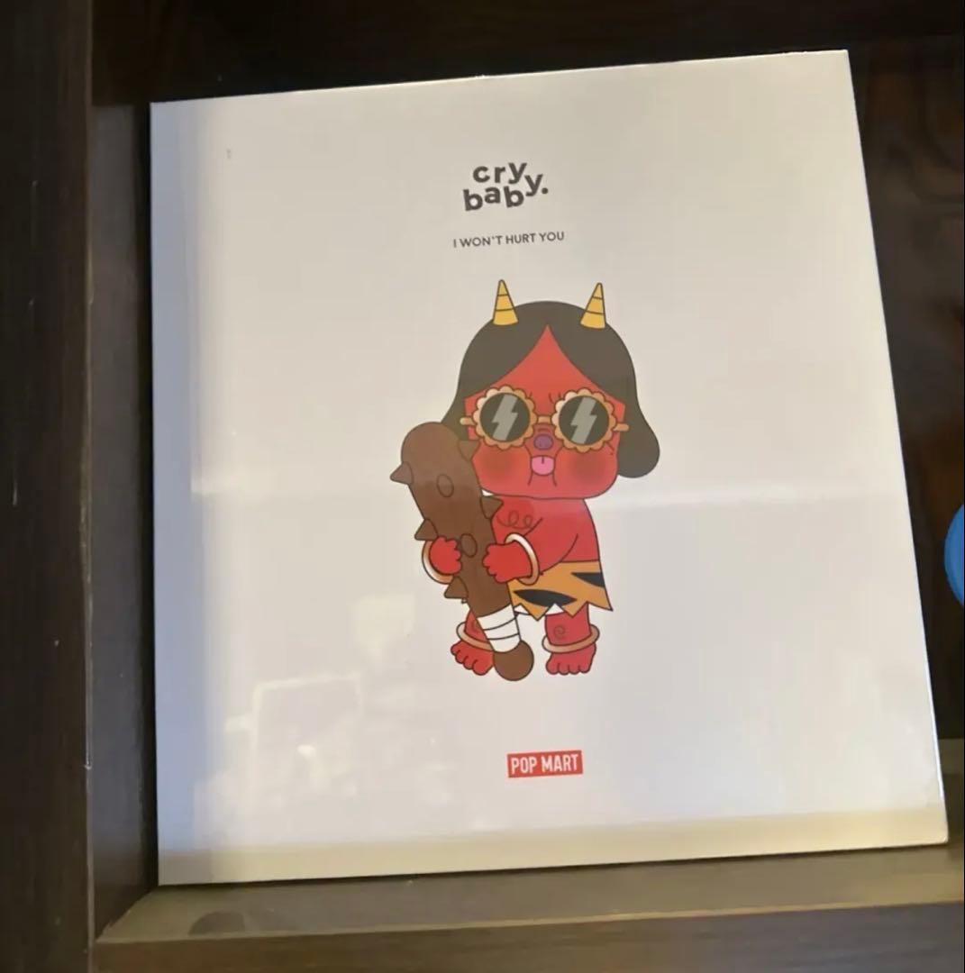 その他 Crybaby Won't Hurt You Figurine